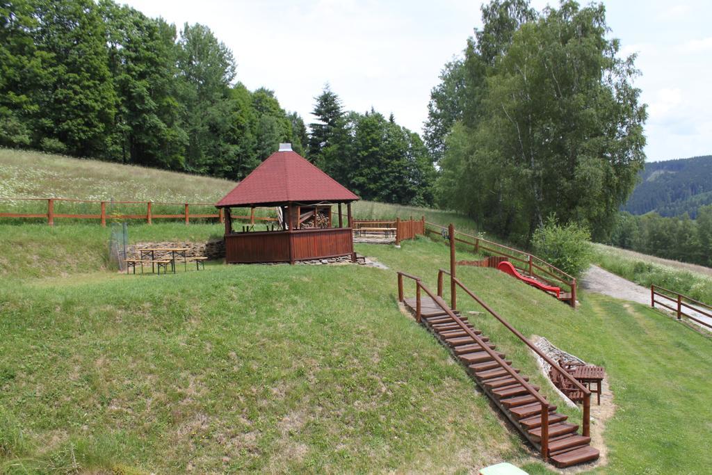 Apartmany Vydrysek Srní Екстериор снимка